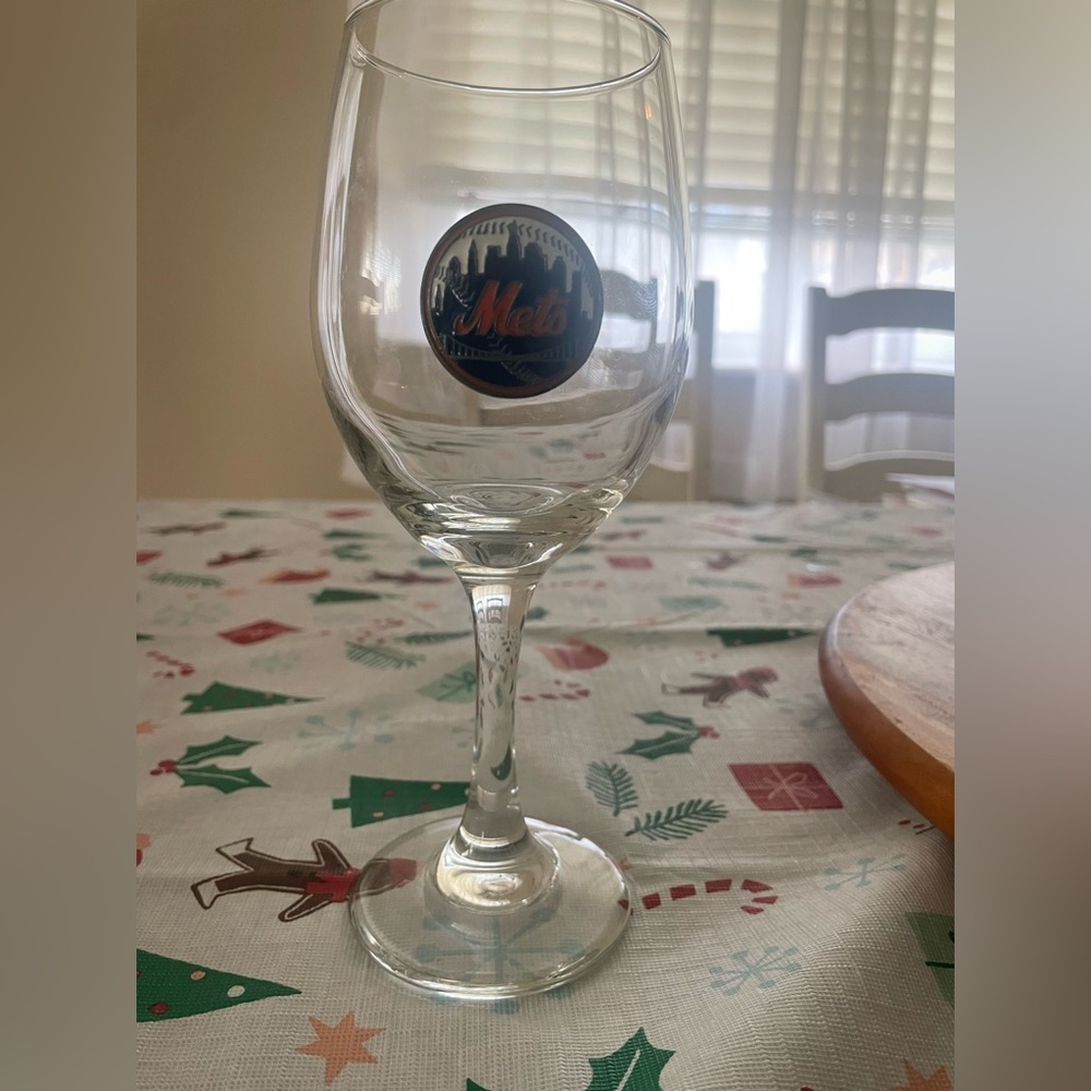 NY METS BASEBALL WINE GLASS! ⚾️